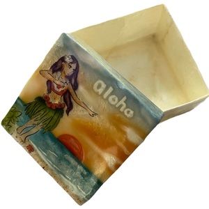 Aloha Windowpane Oyster Box